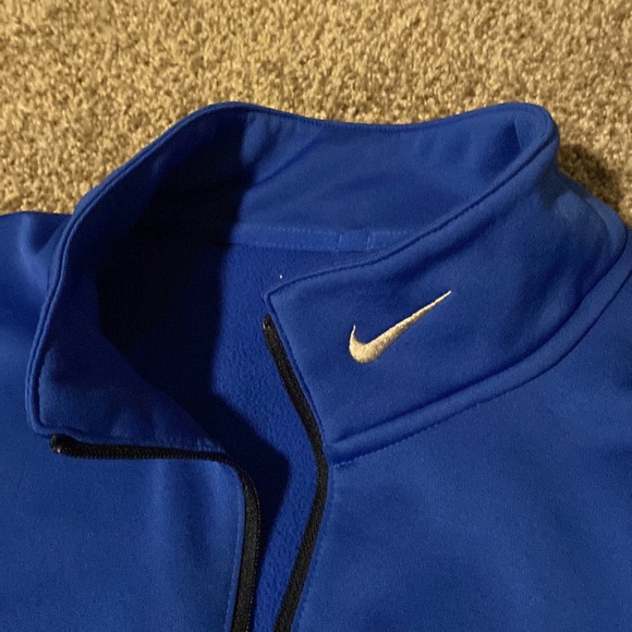 Blue large Nike half zip golf pullover. - Picture 4 of 4